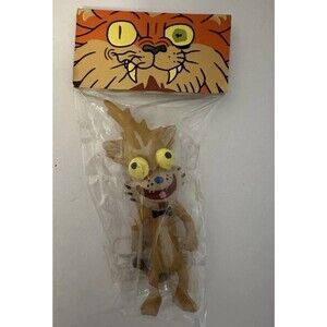 Adult Swim Rick and Morty New Figure Squanchy Grows In Water